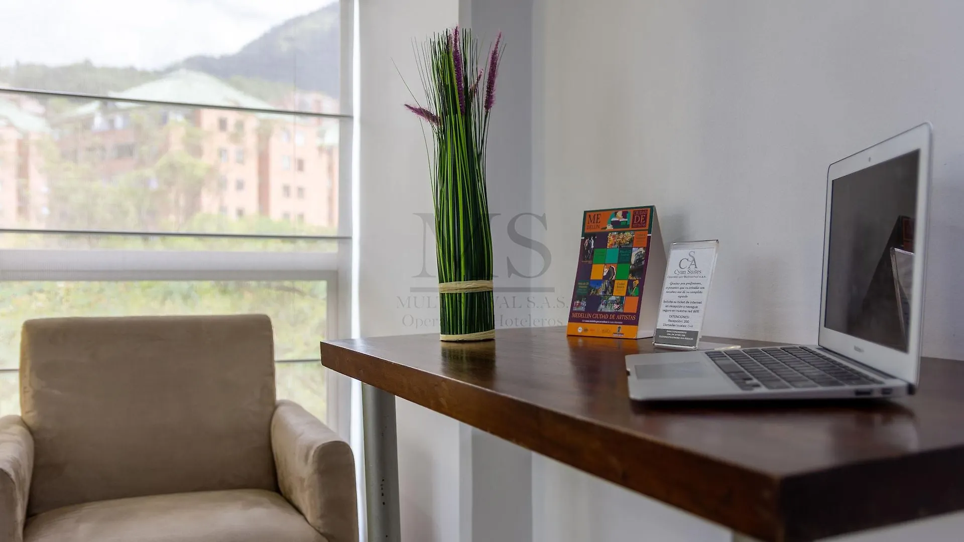 Cyan Suites Apartamentos Medellin 4*,  Colombia