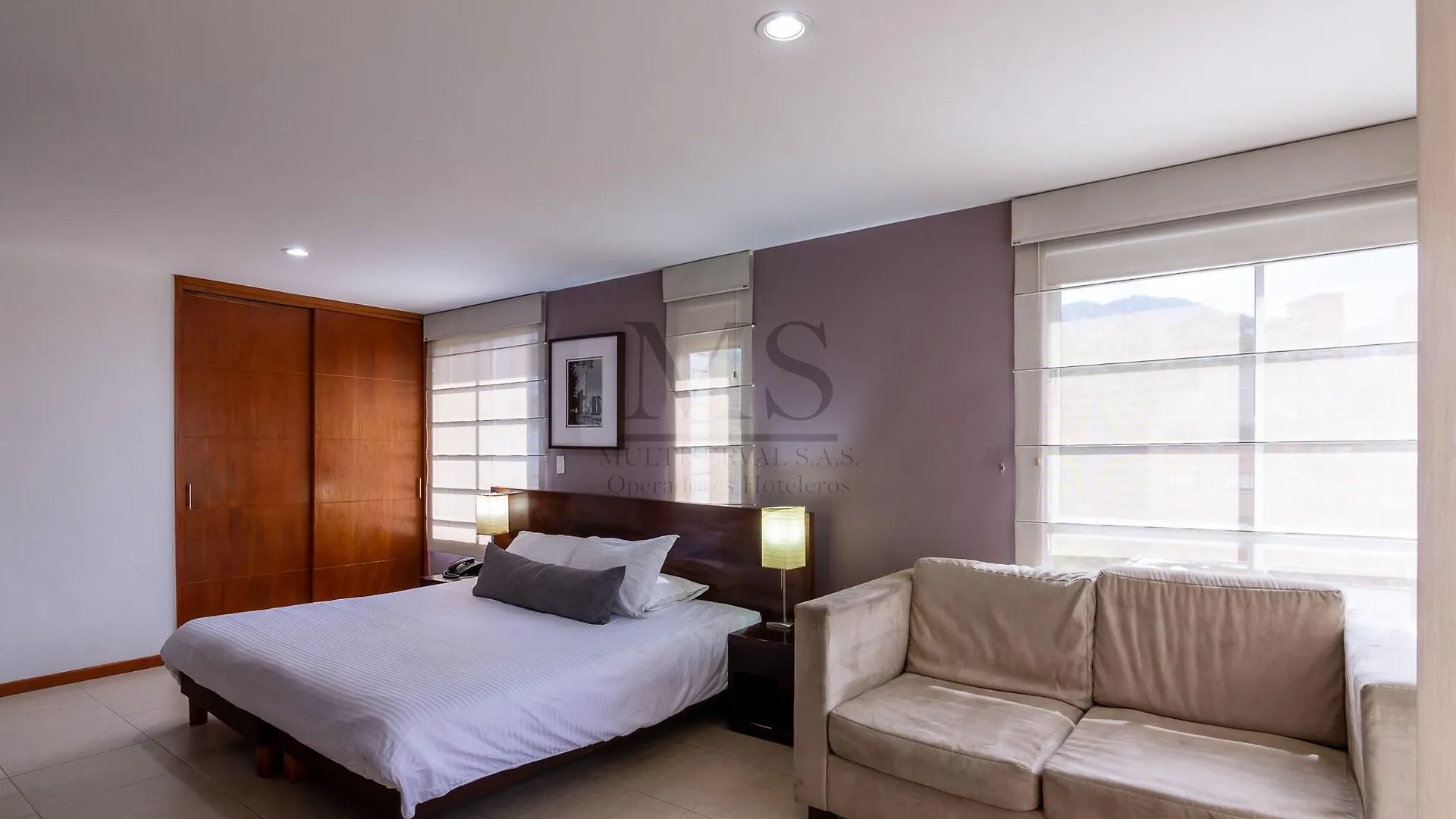 Cyan Suites Apartamentos Medellin Hotel