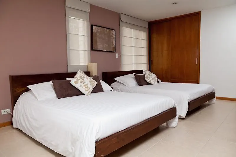 Cyan Suites Apartamentos Medellin Hotel
