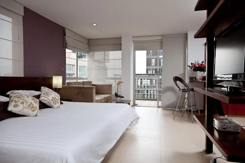 فندق Cyan Suites Apartamentos ميديلين