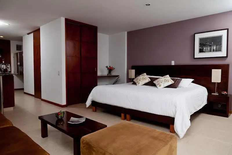 Cyan Suites Apartamentos ميديلين