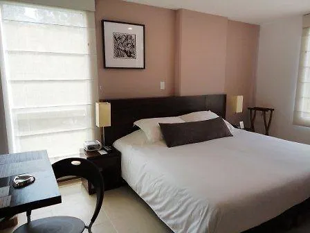 Cyan Suites Apartamentos ميديلين