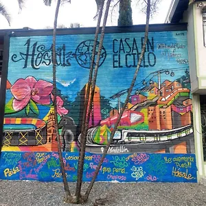 Hostel Casa En El Cielo, Medellin